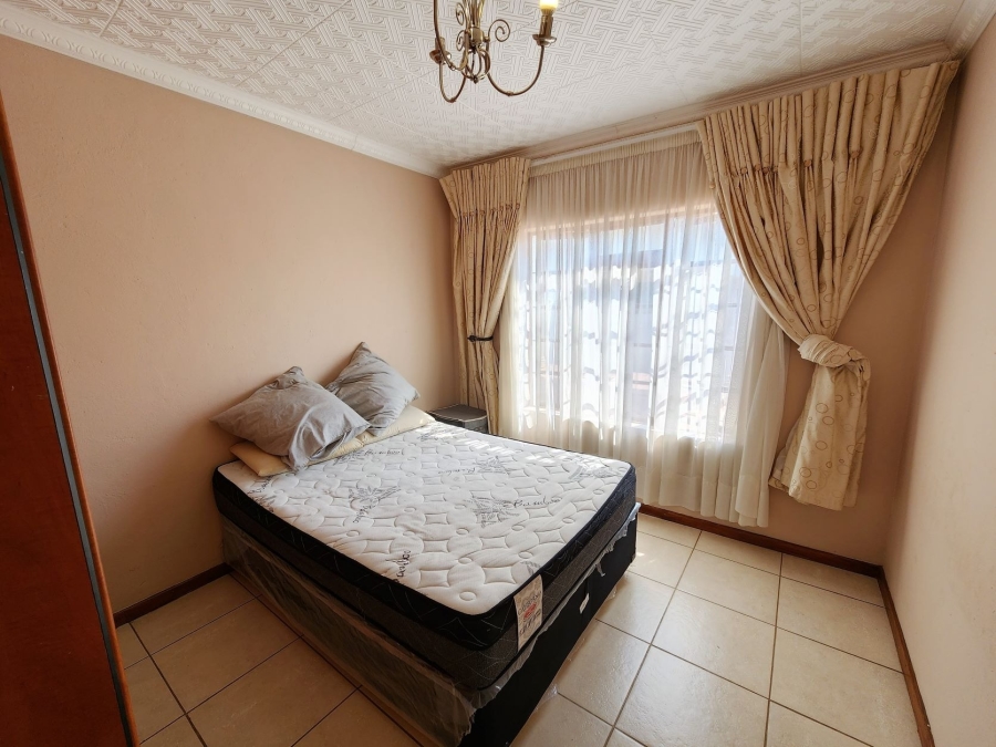 4 Bedroom Property for Sale in Flora Park Northern Cape